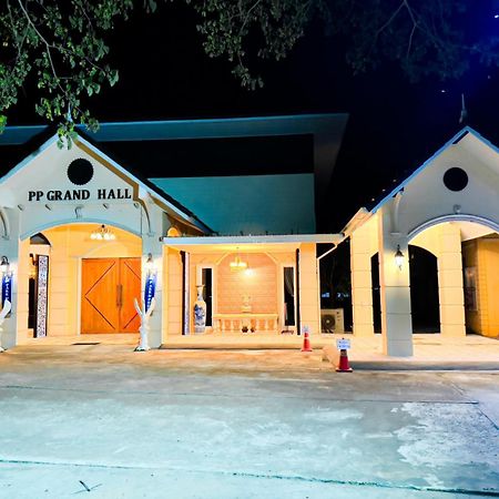 Park & Pool Resort Nong Khai Exterior foto