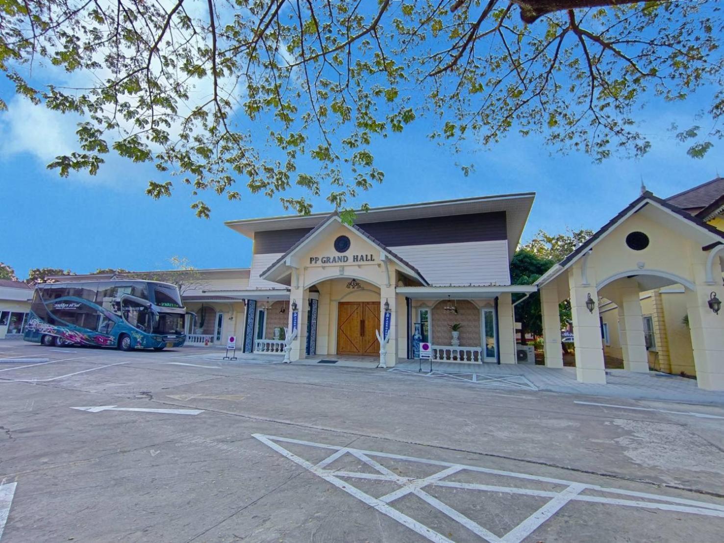 Park & Pool Resort Nong Khai Exterior foto